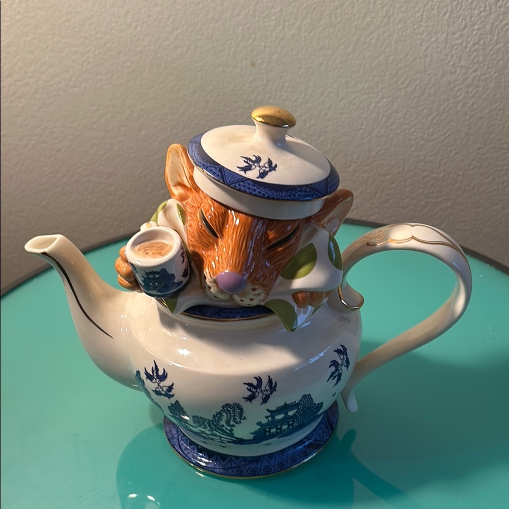 Retire Vintage Paul Cardew Dormouse Teapot